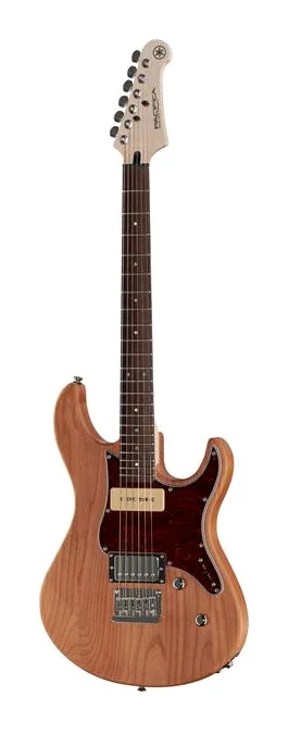 Yamaha Pacifica 311H YNS visto di fronte