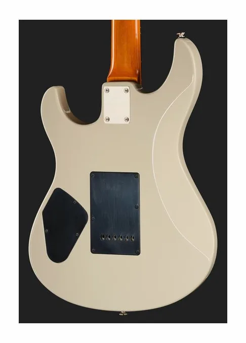 Yamaha Pacifica 612VIIX Vintage White, pickup e manopole dei controlli
