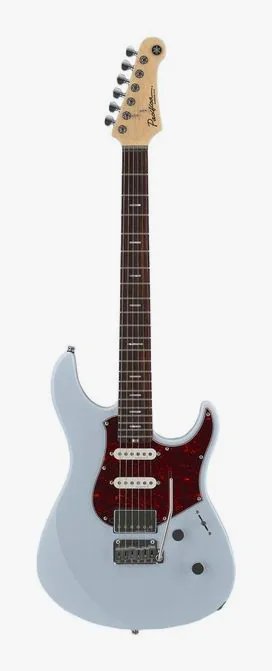 Yamaha Pacifica Std+12 Ice Blue RF fotografato frontalmente