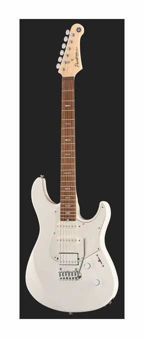 Yamaha Pacifica Std+12 Shell White RF, corpo e verniciatura in primo piano