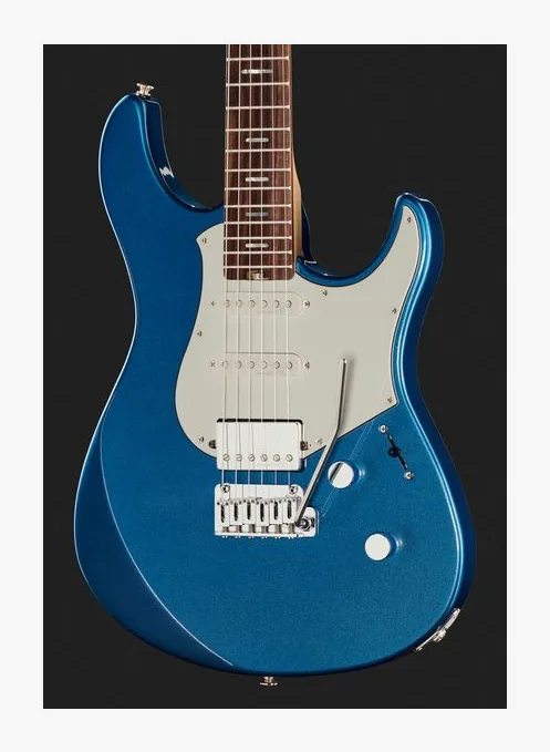 Yamaha Pacifica Std+12 Spk Blue MF, capotasto e prime posizioni della tastiera