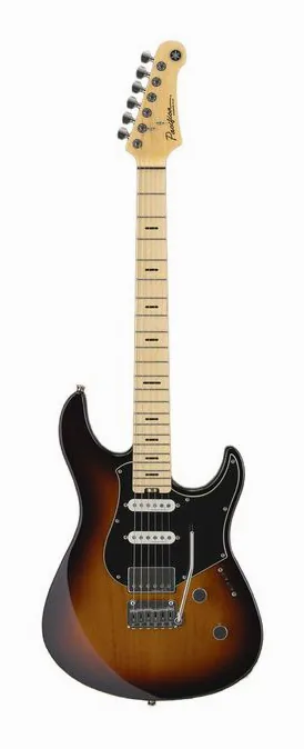 Yamaha Pacifica Std+12M TBS MF in primo piano frontale