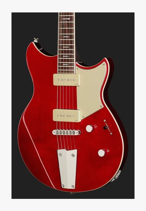 Yamaha Revstar RSS02T Fired Red, corpo e verniciatura in primo piano