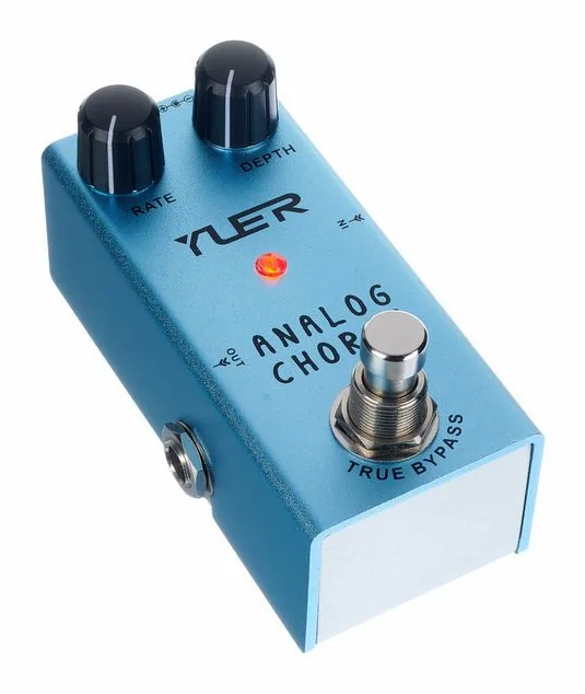 Yuer RF-10 Series Analog Chorus, connettori sul retro dell'unita