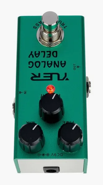 Yuer RF-10 Series Analog Delay, connettori sul retro dell'unita