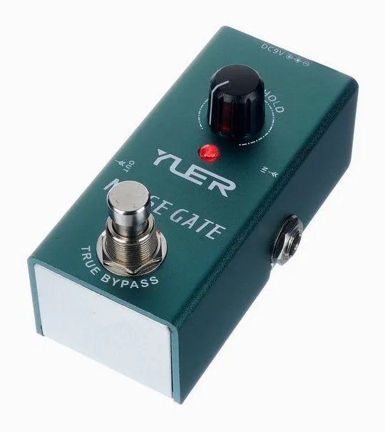 Yuer RF-10 Series Noise Gate inquadrato di fronte su sfondo neutro