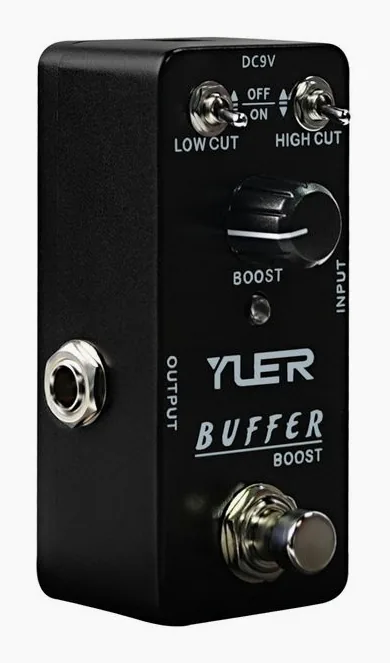 Yuer RS-21 Buffer Boost, footswitch in primo piano