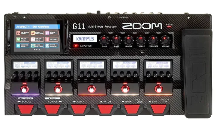 Zoom G 11 Guitar Multi Effect, led e interruttore a pedale
