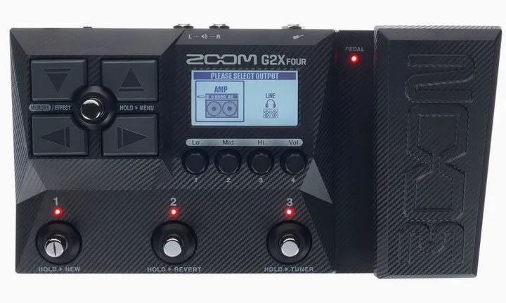 Zoom G2X FOUR Guitar Multi-Effect, grafica del pannello superiore